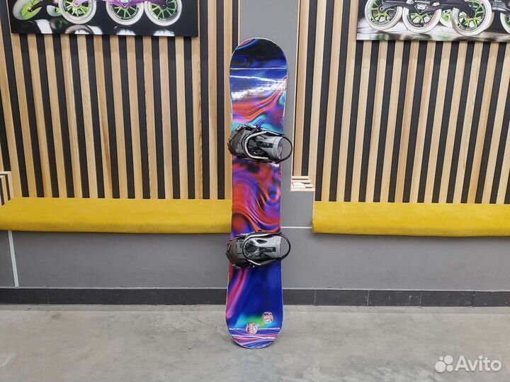 Сноуборд, ботинки, крепление