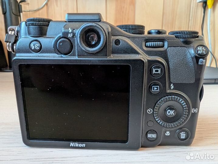 Nikon Coolpix P7000 + пульт ML-L3