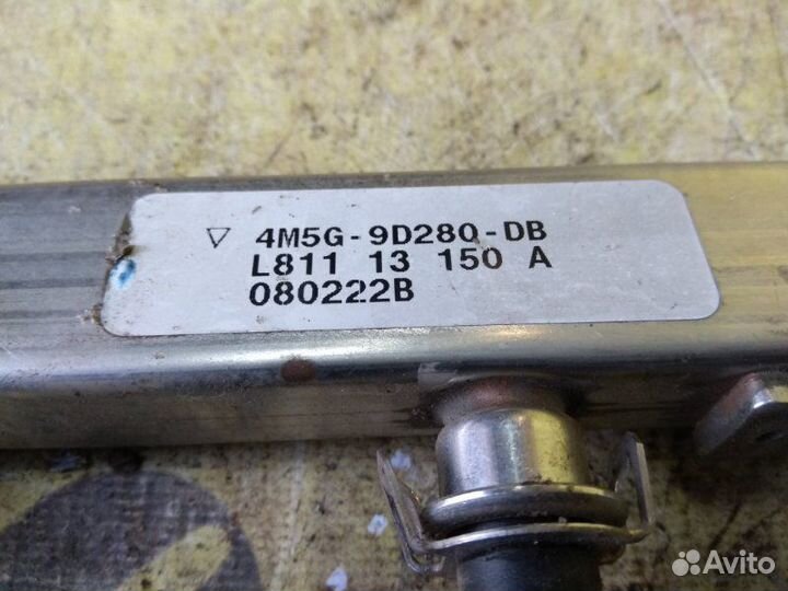 Рейка топливная (рампа) Ford Focus 2 2008-2011