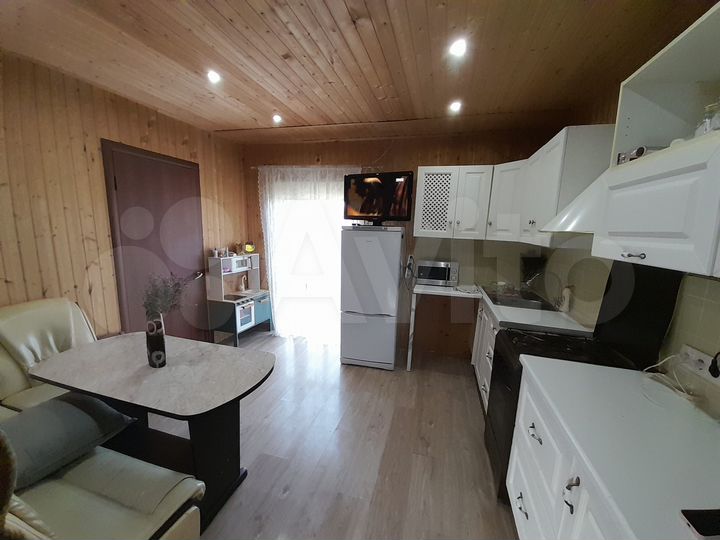 Дом 58 м² на участке 4,7 сот.