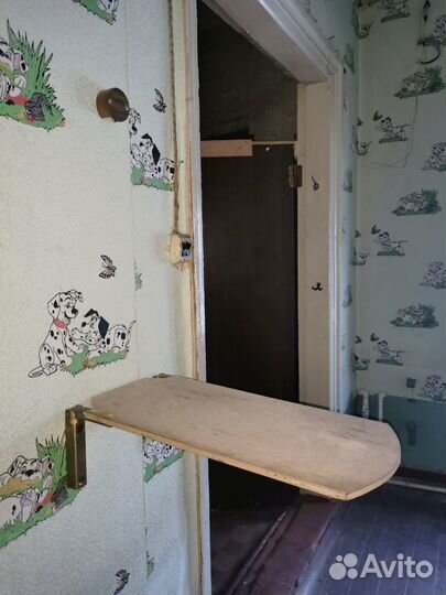 Столик настенный откидной 53х27 см