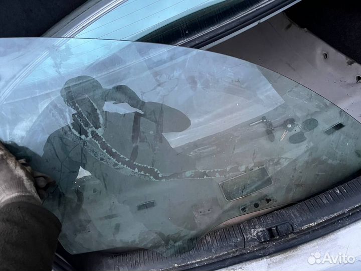 Стекло переднее правое пассат б5 passat b5