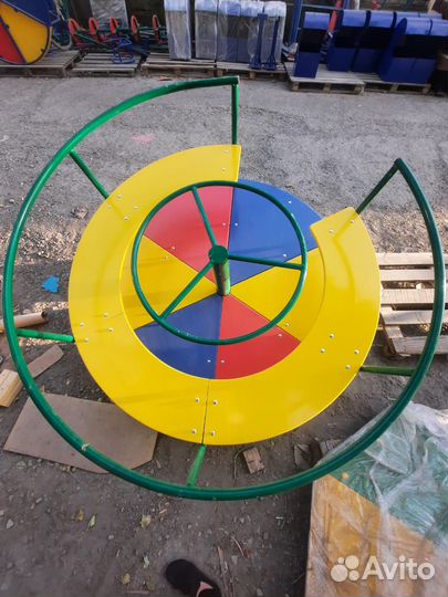 Карусель, горка, балансир Q10972