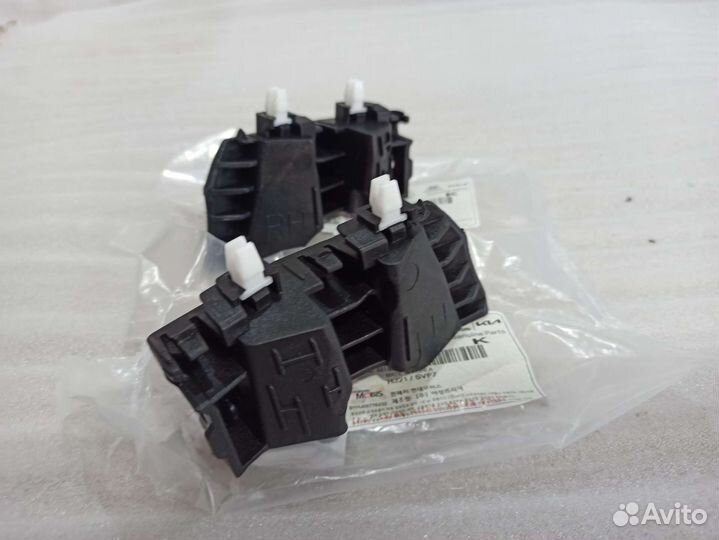 Крепление бампера Kia K5 оригинал