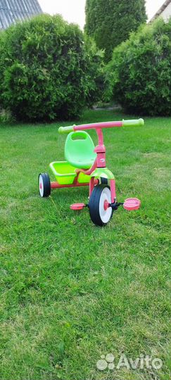 Детский трёхколёсный велосипед