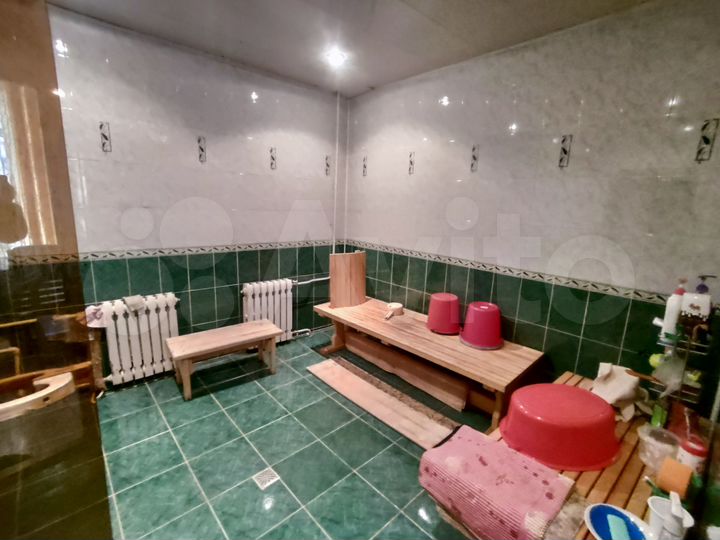 Дом 235 м² на участке 12 сот.