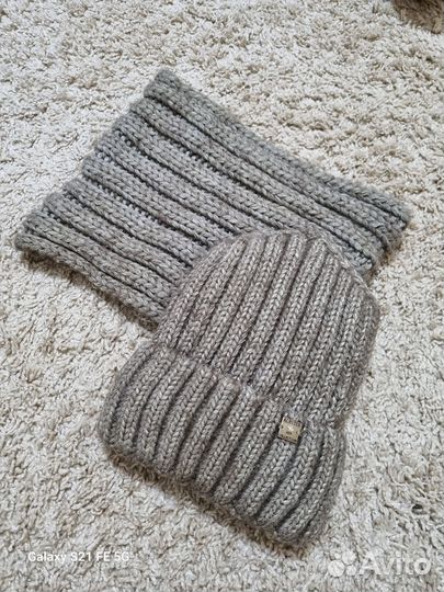 Комплект шапка и шарф женские