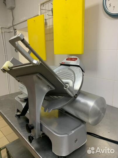 Автоматический слайсер Torrey для рыбы и колбасы