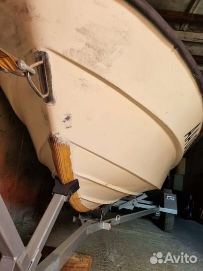 Лодка пластик