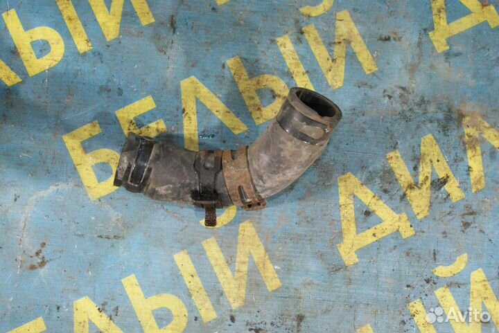 Тосольный патрубок Hyundai Tucson JM