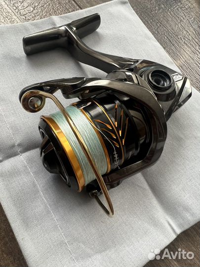 Катушка shimano coare C14+ c2000sspg