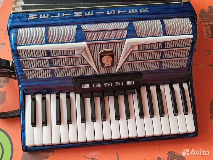 Аккордеон weltmeister amigo классный / Скупка