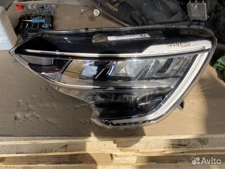 Фара левая LED Renault Arkana 19-22 Б/У Оригинал