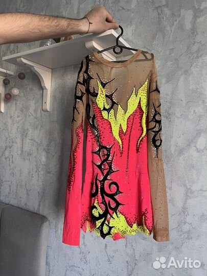 Костюм для фигурного катания