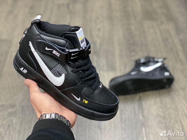 Кроссовки Nike Air Force 1 Mid LV8 Utility Black