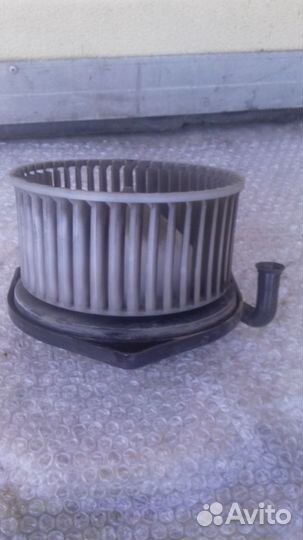 Митсубиси Лансер 9 мотор печки