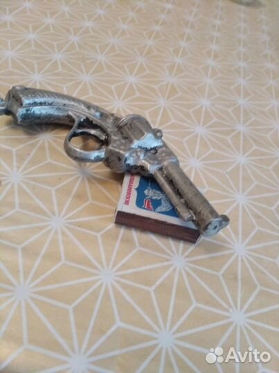 Игрушечный пистолет СССР