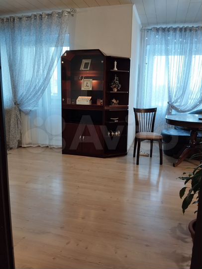 4-к. квартира, 124,4 м², 2/4 эт.