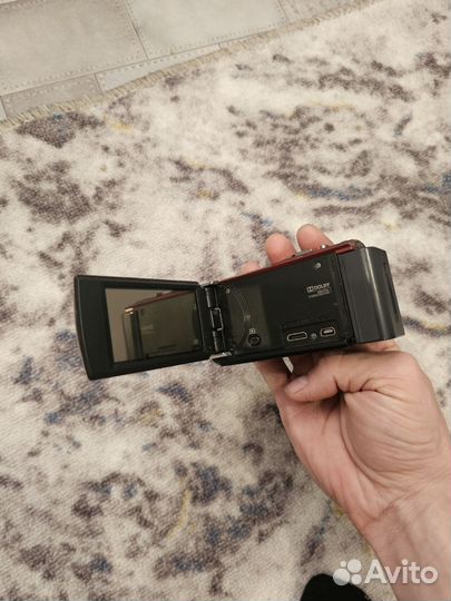 Продам камеру Sony hdr-cx200
