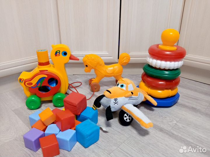 Развивающие игрушки