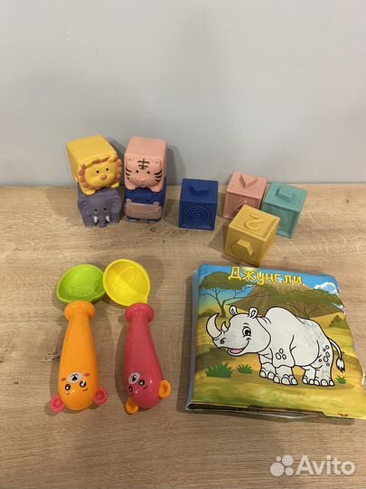 Развивающие игрушки 0+