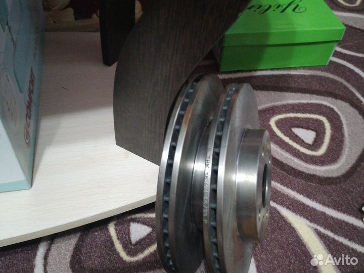 Передние тормозные диски от volswagen