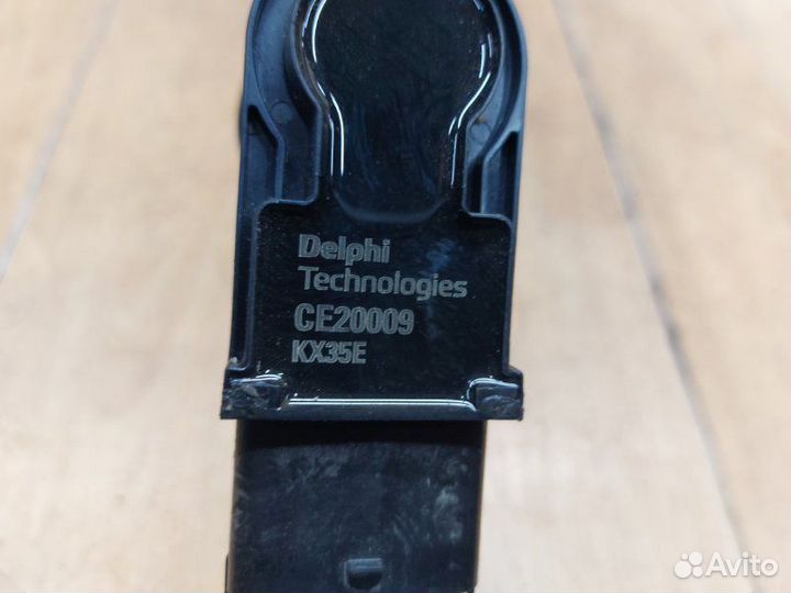 Модуль зажигания Opel Zafira B Z16XEP 2006