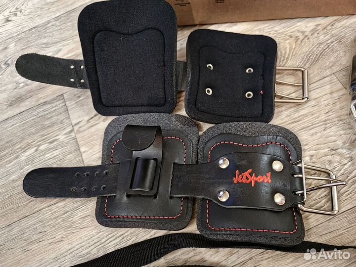 Гравитационные ботинки. Крюки на ноги для турника