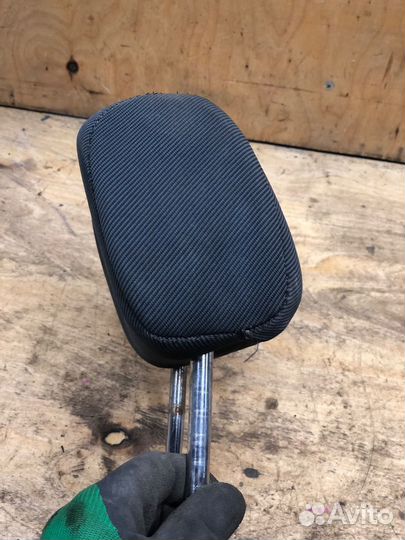 Подголовник переднего сиденья Daewoo Nexia I