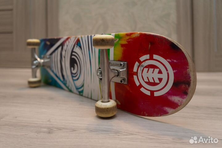 Скейтборд element