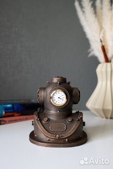 Настольные часы акваланг с корабля 