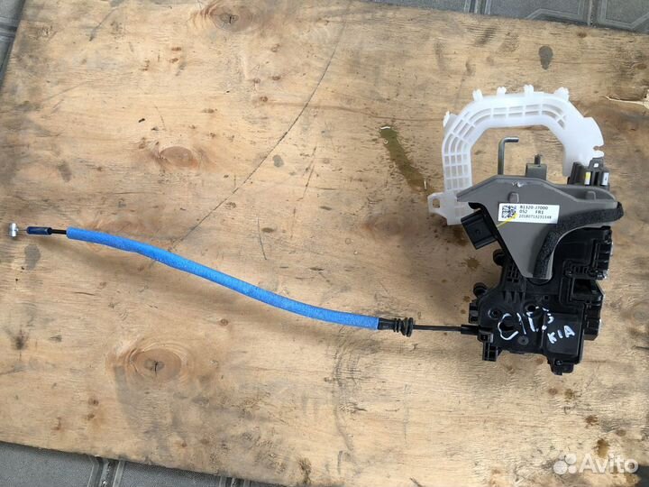 Дверной замок на kia ceed