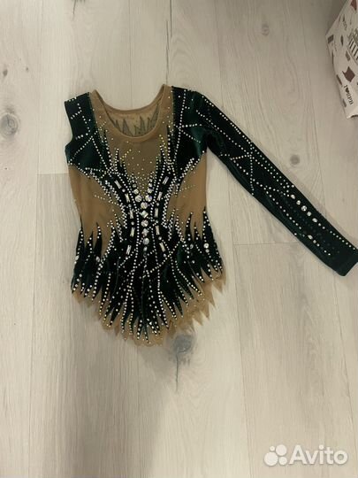 Костюм для фигурного катания