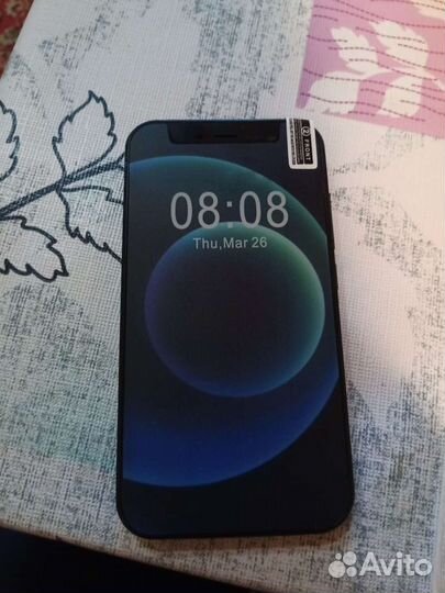 Продается телефон (смартфон)