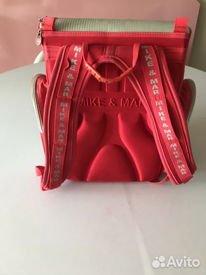 Школьный рюкзак