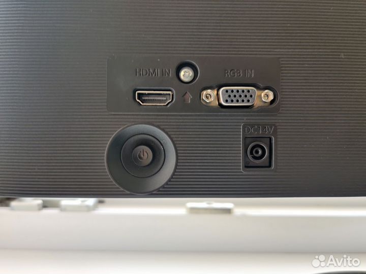 Монитор Samsung 23.5