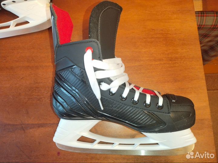 Хоккейные коньки bauer lightspeed PRO II