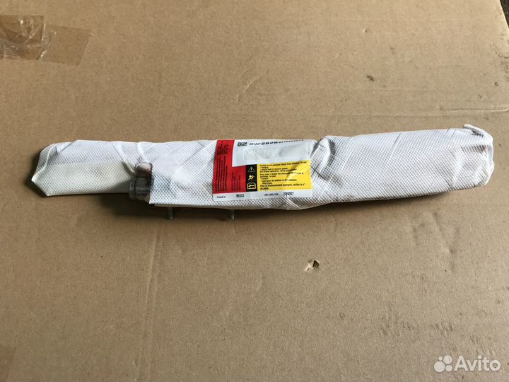 Подушка безопасности боковая Cadillac SRX II 09-16