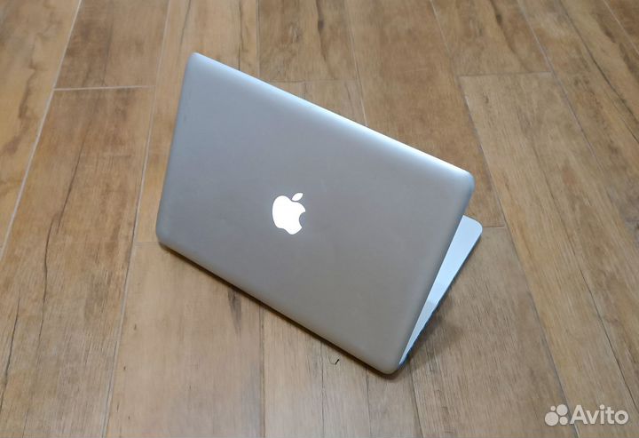 Macbook pro 13 2011 i5/4gb/500gb