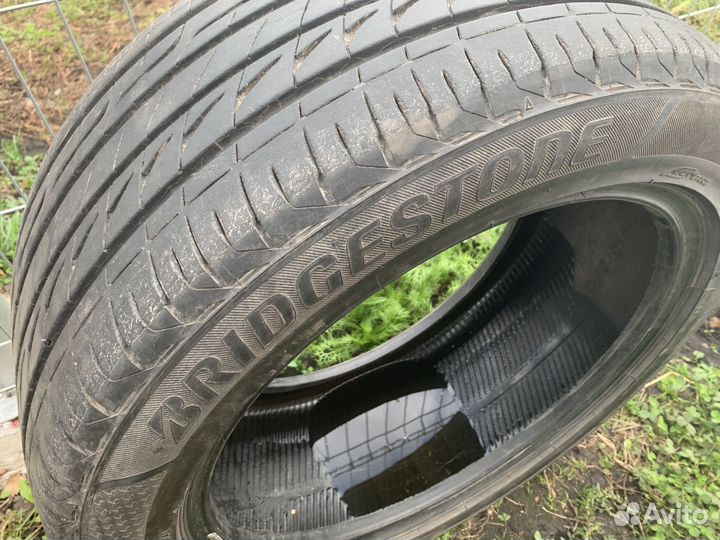 Bridgestone Regno GR-XI 245/45 R17