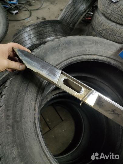 Молдинг задней двери Ниссан х треил т 31