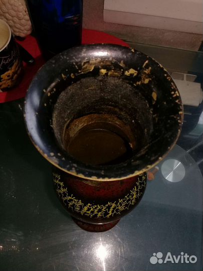 Ваза металлическая