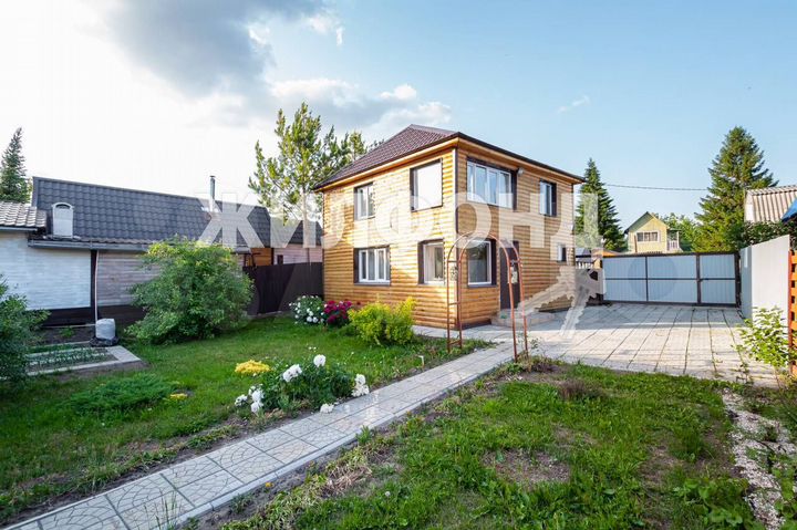 Дом 80,7 м² на участке 4 сот.