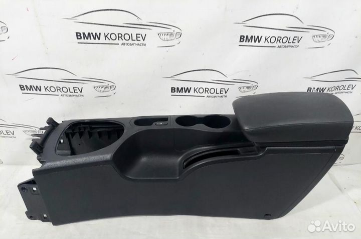 Подлокотник (центральная консоль) Qashqai J10 2006