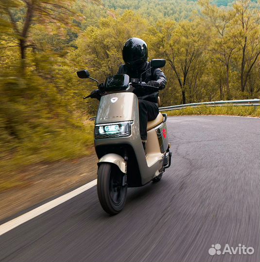 Электроскутер Yadea E10 ttfar 72V38A