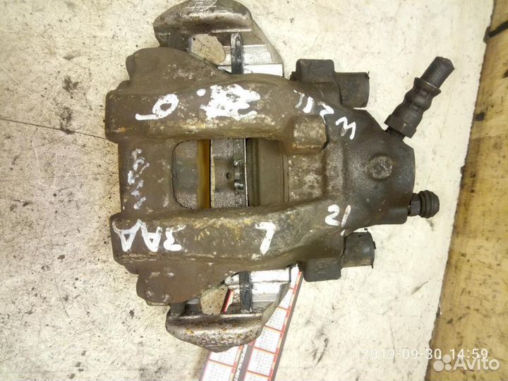 Суппорт задний левый Mercedes-Benz E-Class