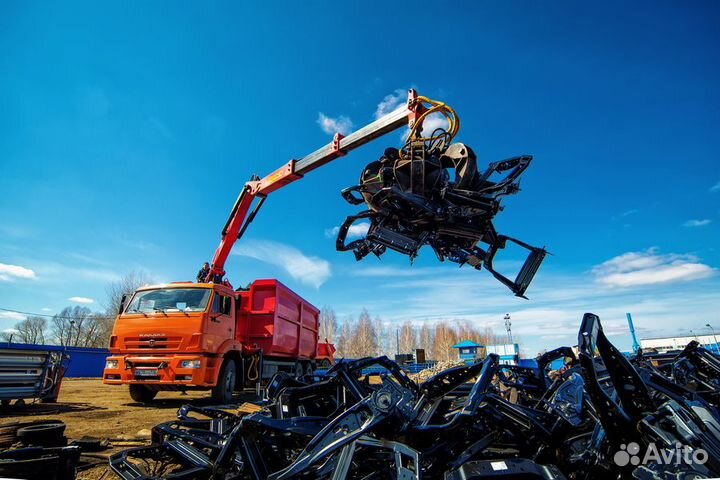 Вывоз мусора ломовоз