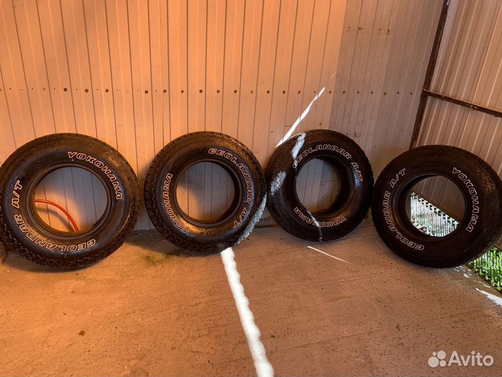 Yokohama Geolandar A/T G015 235/85 R16