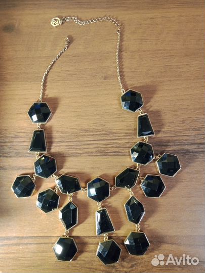 Ожерелье с камнями