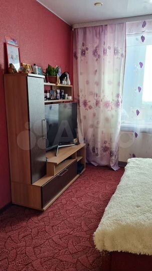 2-к. квартира, 48 м², 1/9 эт.